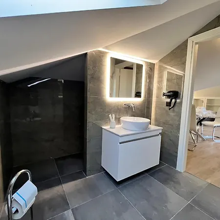 Inlofts Afytos