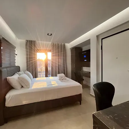 Inlofts Aparthotel 4*