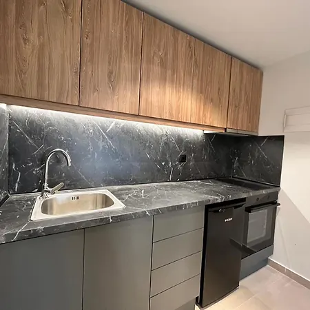 Inlofts Aparthotel 4*