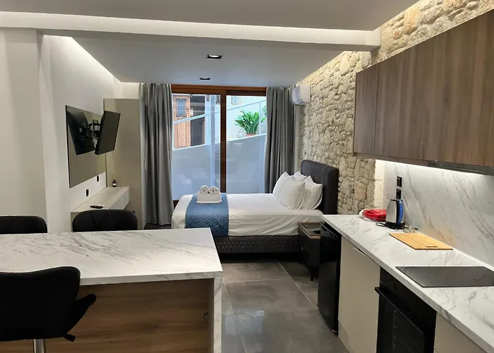 Inlofts 4* Afytos